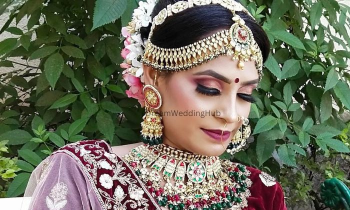 Dhruvan beauty parlour